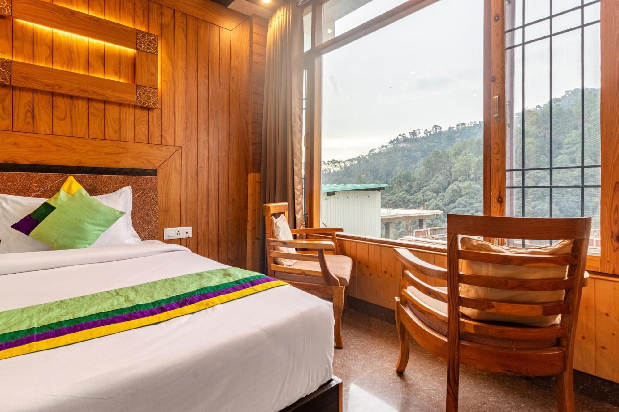 Treebo Srishti Vaikunth With Mountain View Otel Shimla Dış mekan fotoğraf
