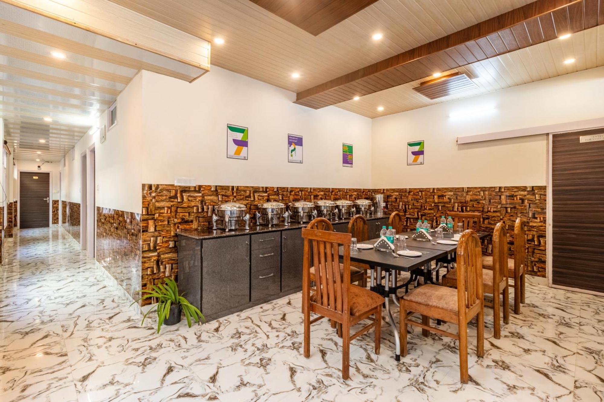 Treebo Srishti Vaikunth With Mountain View Otel Shimla Dış mekan fotoğraf