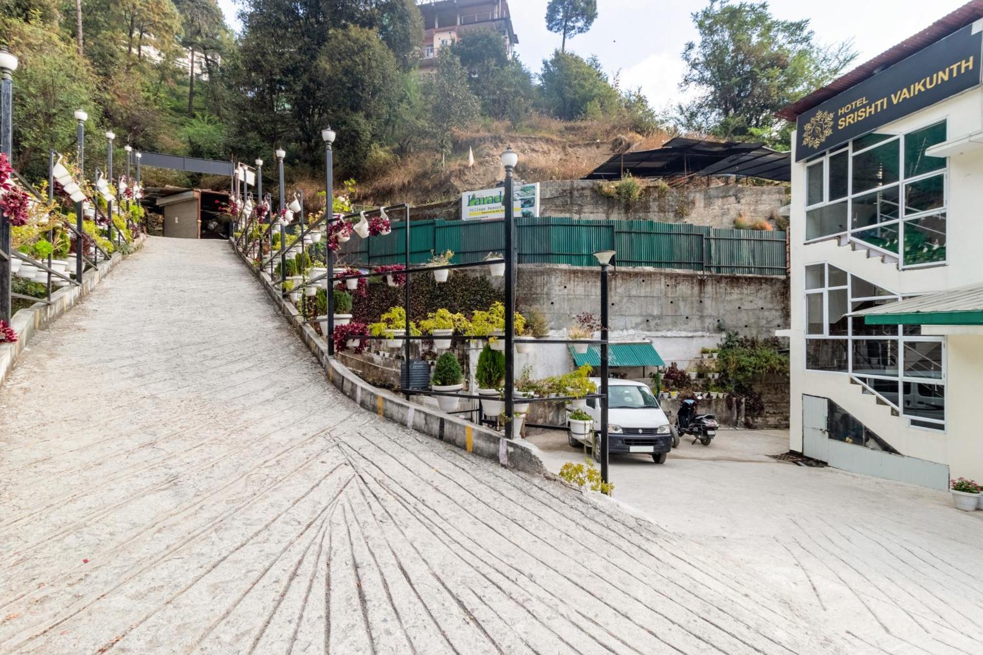 Treebo Srishti Vaikunth With Mountain View Otel Shimla Dış mekan fotoğraf